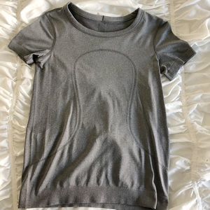 LULULEMON T-shirt